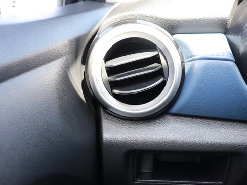 Used 2023 Nissan Versa SV FWD image 23