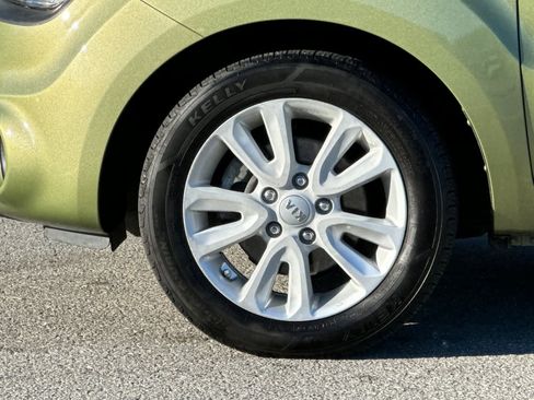 Used 2013 Kia Soul + image 27