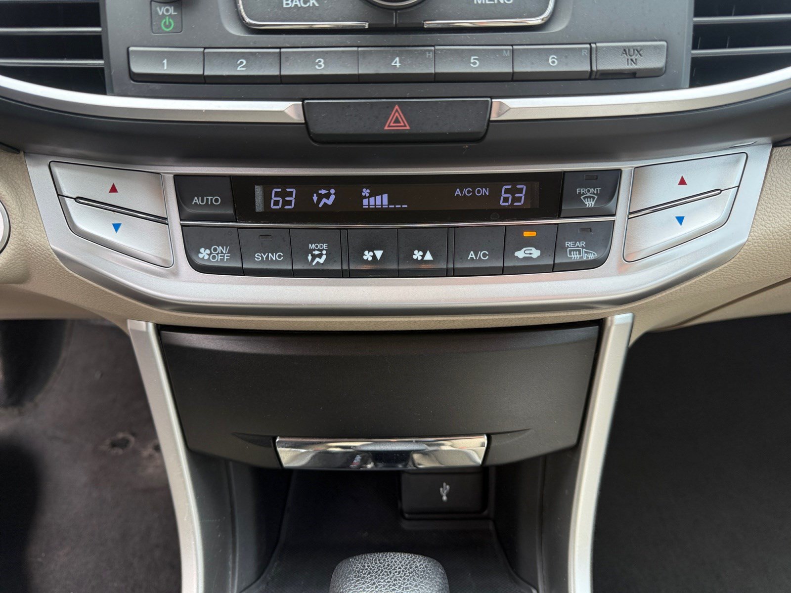 Used 2015 Honda Accord EX image 12