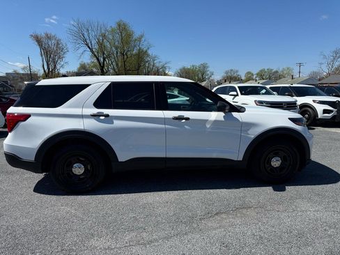 Used 2022 Ford Explorer 4WD Police Interceptor image 2