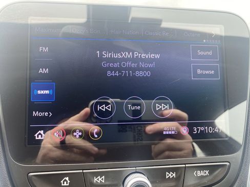 Used 2020 Chevrolet Malibu LT image 12