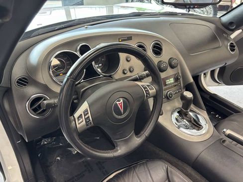 Used 2009 Pontiac Solstice GXP w/ Premium Package image 23