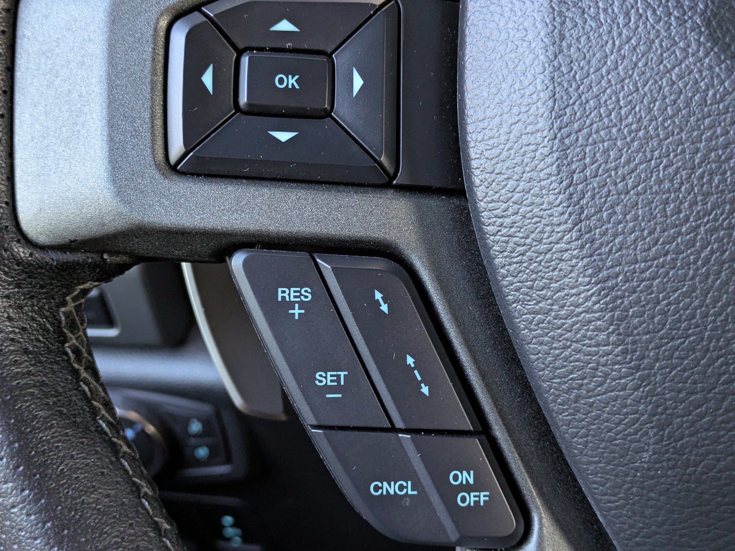 Used 2019 Ford F150 Raptor w/ Equipment Group 802A Luxury AWD/4WD image 27