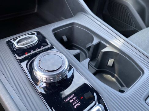 New 2026 Jeep Cherokee Laredo AWD/4WD image 16