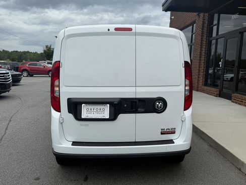 Used 2022 RAM ProMaster City Tradesman FWD image 5