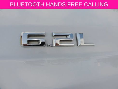 Used 2020 Chevrolet Silverado 1500 High Country w/ Technology Package AWD/4WD image 12