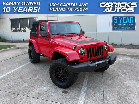 Used 2016 Jeep Wrangler Sahara w/ Connectivity Group AWD/4WD image 1