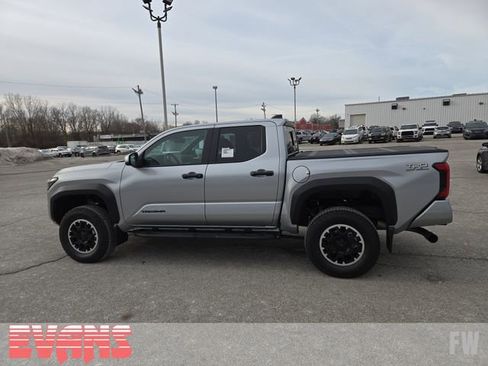New 2025 Toyota Tacoma TRD Off-Road w/ TRD Off Road Upgrade Package image 28
