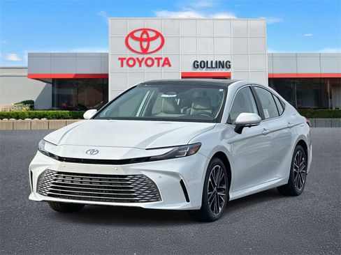 New 2026 Toyota Camry XLE image 6