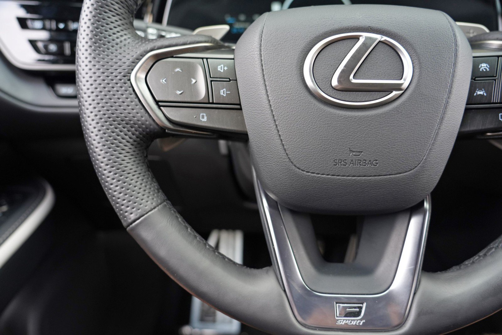 Used 2025 Lexus TX 500h AWD image 22