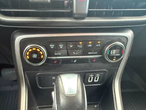 Used 2021 Ford EcoSport SES w/ Interior Protection Package image 22