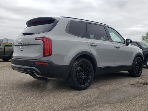 Certified 2022 Kia Telluride SX w/ SX Prestige Package AWD/4WD image 4