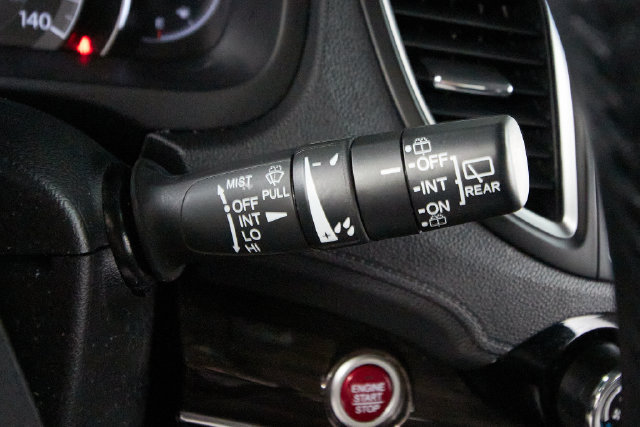 Used 2016 Honda CR-V Touring image 21