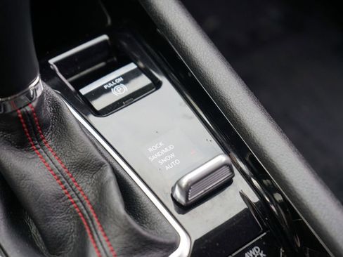 Used 2023 Jeep Compass Trailhawk image 22