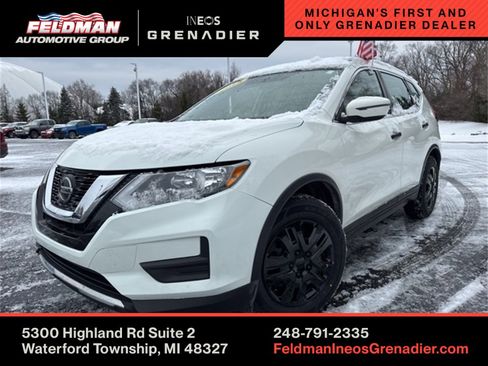 Used 2018 Nissan Rogue S image 1