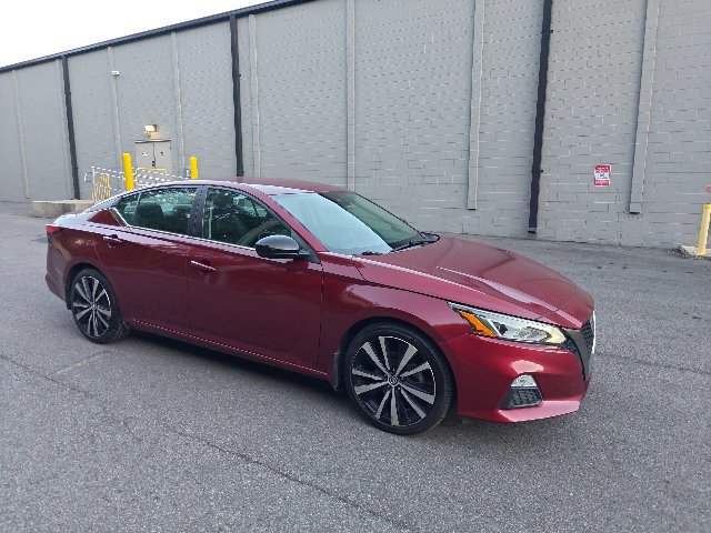 Used 2020 Nissan Altima 2.5 SR FWD image 1