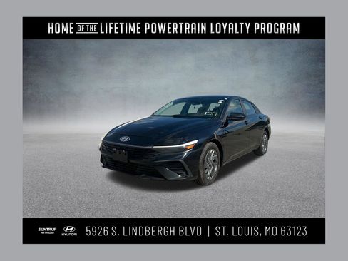 Used 2024 Hyundai Elantra SEL FWD image 1