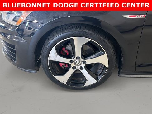 Used 2015 Volkswagen Golf 2-Door FWD image 8
