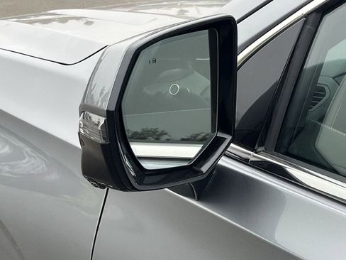 Used 2023 Cadillac Escalade Premium Luxury image 36