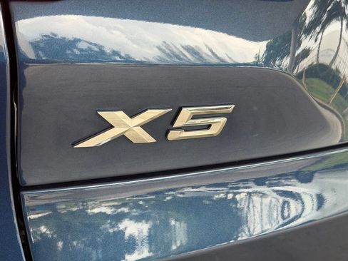 Used 2022 BMW X5 xDrive40i w/ M Sport Package AWD/4WD image 18