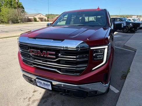 New 2026 GMC Sierra 1500 SLT AWD/4WD image 13