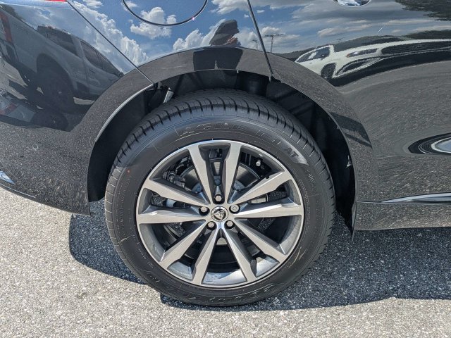 New 2026 Jaguar F-PACE R-Dynamic S AWD/4WD image 10