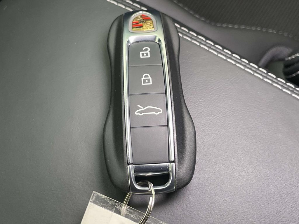 Certified 2026 Porsche 911 GT3 RWD image 41