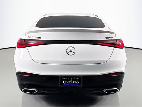 Used 2025 Mercedes-Benz GLC 300 GLC 300 image 3