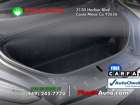 Used 2018 Tesla Model X 75D image 14