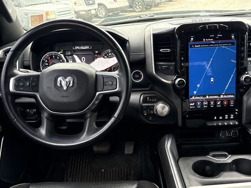 Used 2021 RAM 1500 Laramie AWD/4WD image 5