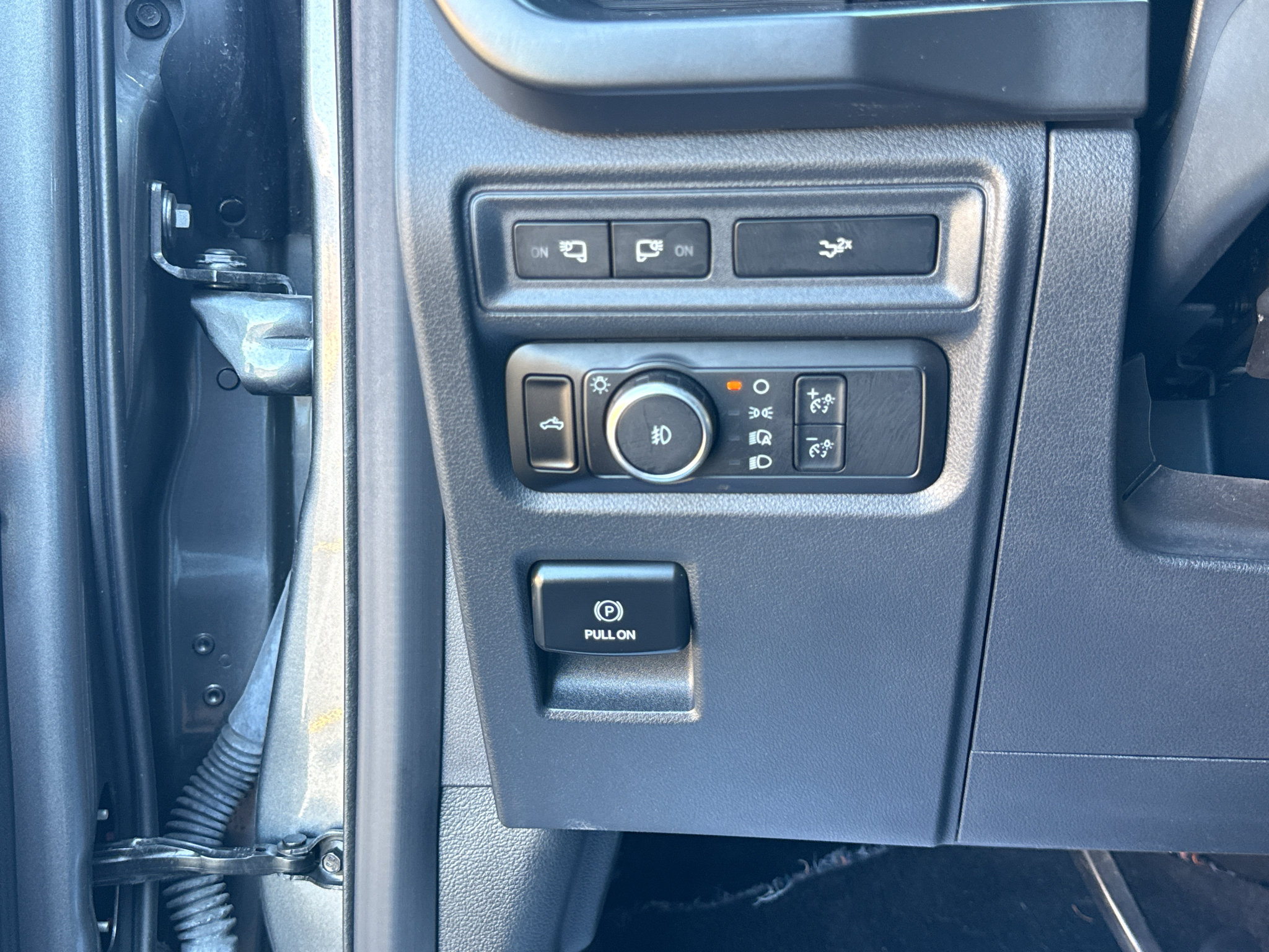 Certified 2024 Ford F150 XLT w/ Equipment Group 302A MID AWD/4WD image 21