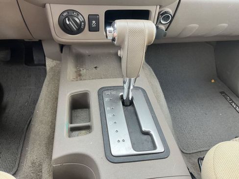 Used 2016 Nissan Frontier SV AWD/4WD image 19
