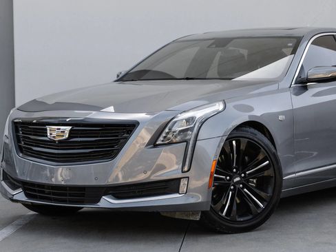 Used 2018 Cadillac CT6 Platinum AWD/4WD image 7