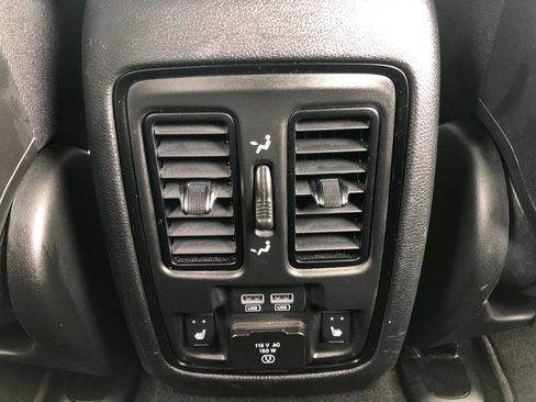 Used 2023 Dodge Durango GT AWD/4WD image 31