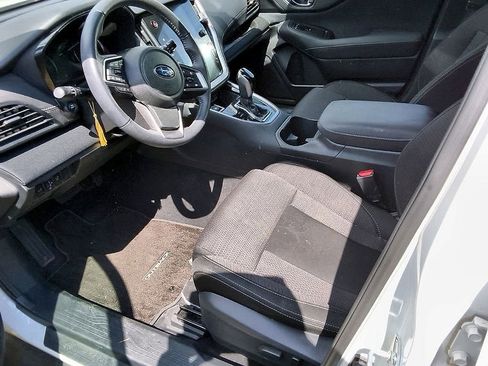 Used 2024 Subaru Outback Premium AWD/4WD image 14