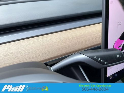 Used 2018 Tesla Model 3 Long Range image 34