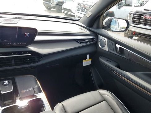 New 2026 Buick Enclave Avenir w/ Super Cruise Package FWD image 15