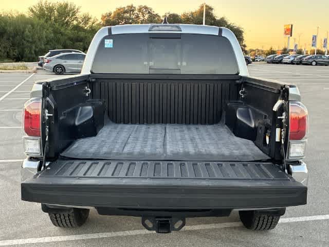 Used 2022 Toyota Tacoma TRD Off-Road AWD/4WD image 35