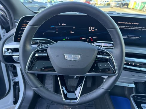 Used 2024 Cadillac Lyriq Luxury image 19