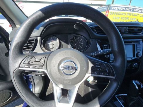 Used 2021 Nissan Rogue Sport S FWD image 10