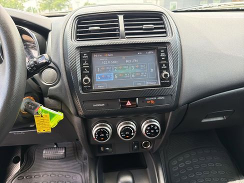 Used 2020 Mitsubishi Outlander Sport ES FWD image 23