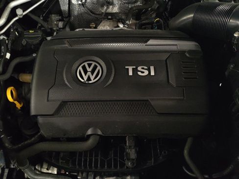 Used 2021 Volkswagen Atlas Cross Sport S FWD image 30