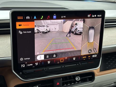 New 2025 Volkswagen ID. Buzz Pro S Plus image 23