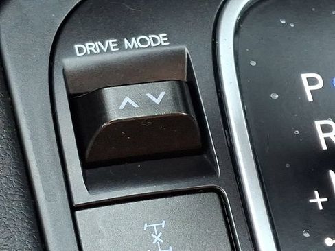 Used 2024 Hyundai Kona SEL AWD/4WD image 23