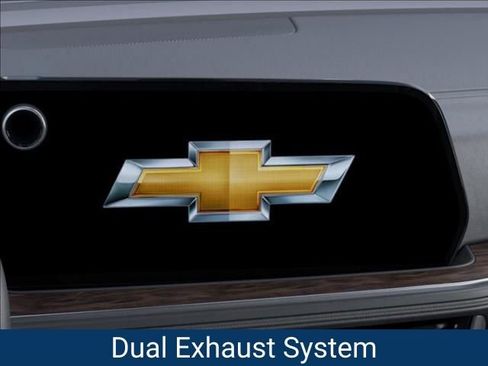 New 2026 Chevrolet Suburban Premier image 23