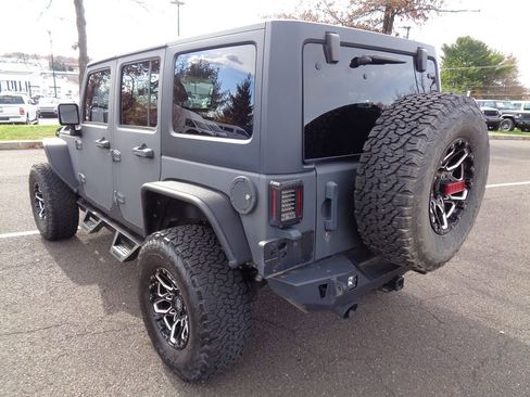 Certified 2017 Jeep Wrangler Unlimited Rubicon w/ Connectivity Group image 3