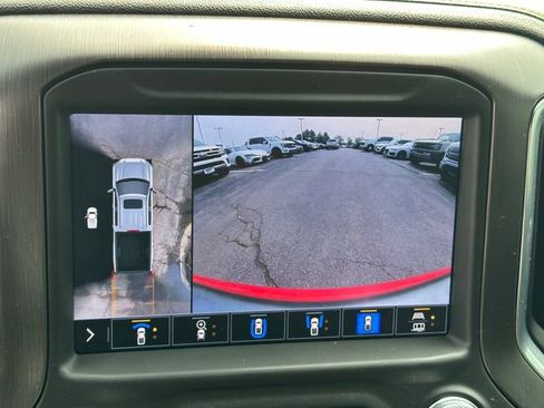 Used 2021 GMC Sierra 1500 AT4 image 25