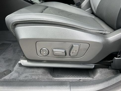 New 2026 BMW X1 xDrive28i w/ Convenience Package image 16