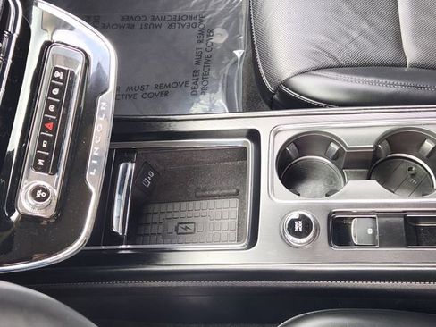 Used 2023 Lincoln Corsair Reserve w/ Equipment Group 201A image 20