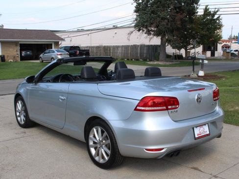 Used 2012 Volkswagen Eos Komfort FWD image 15